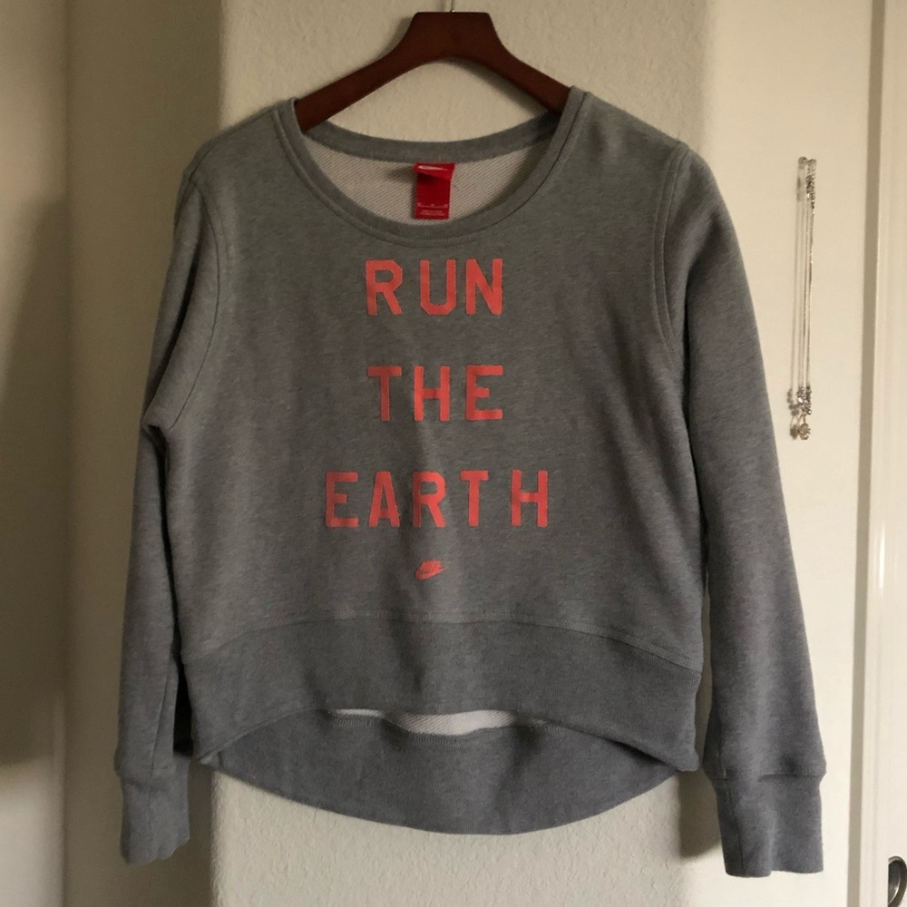 Nike sweatshirt